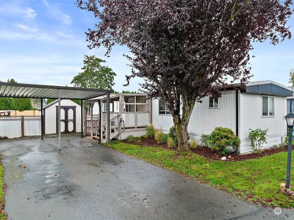 15714 52nd Street E, Sumner, WA 98390