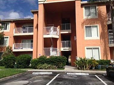 1st image of 6944 SW 39th St APT 105-B