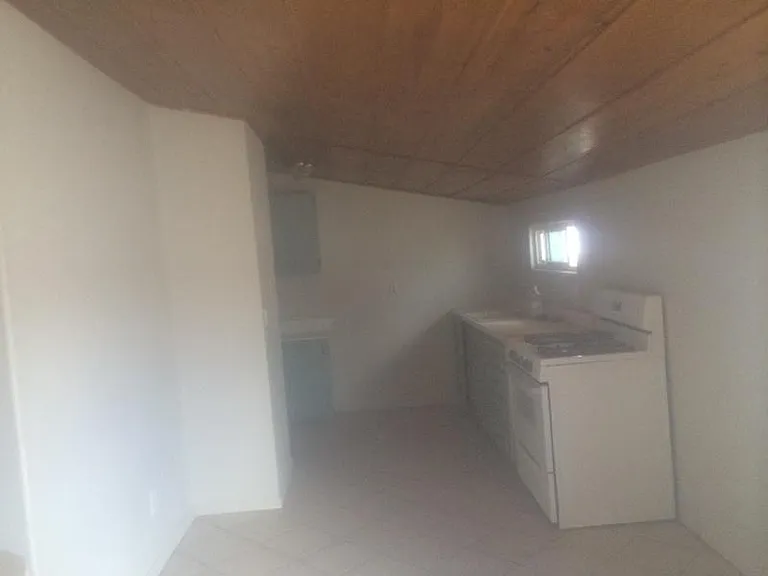 9233 Lookout Rd — Photo 6