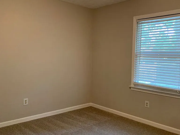 5805 Tuckertown Ln — Photo 17