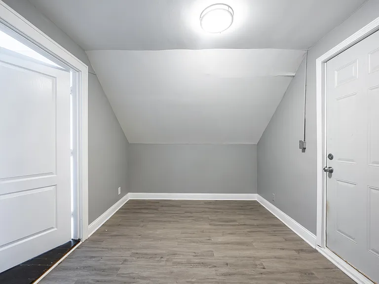 2611 Highland Ave #2 — Photo 17