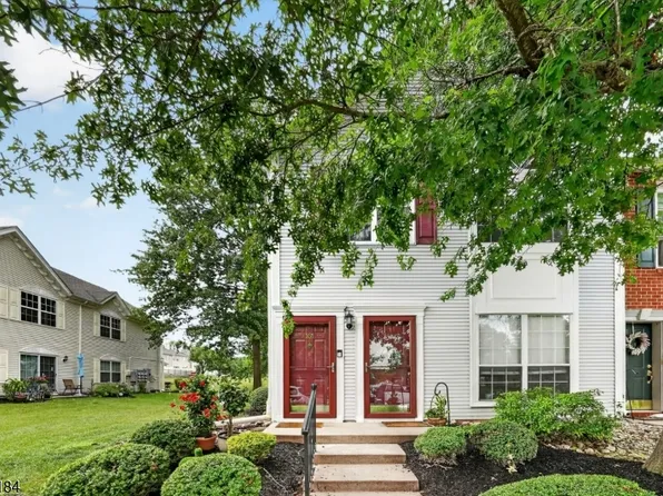 161 Gregory Ln, Franklin Twp., NJ 08823