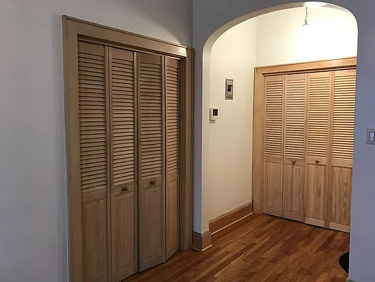 Rented by Salon Realty Corp | media 9