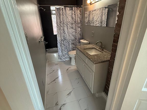 3rd image of 6815 Hague Ave