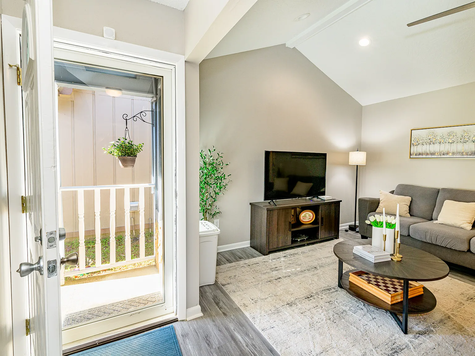 51 Kelly Way - 1 — Photo 2