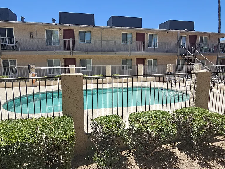 Hayden Terrace — Photo 12