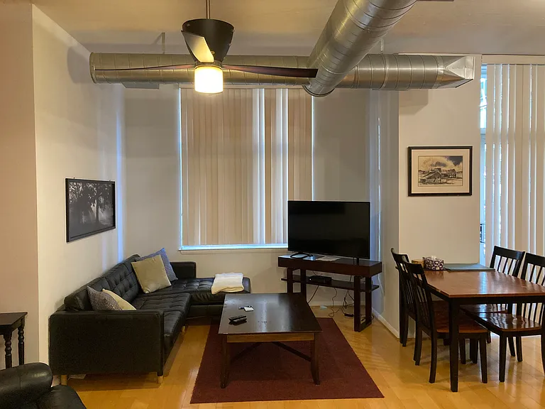 811 4th St NW #207 — Photo 8