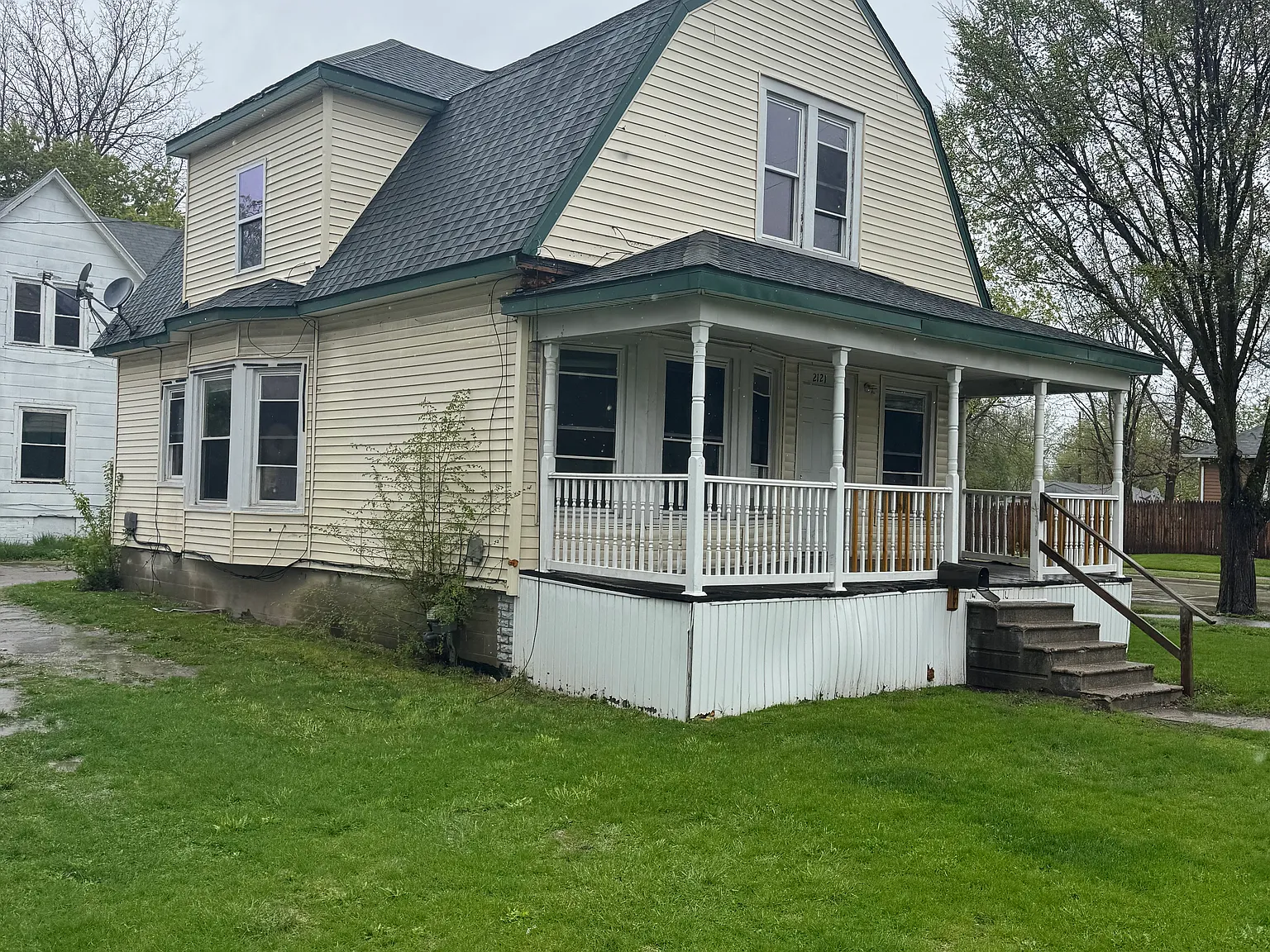 4 bed, $1,100 — Photo 2