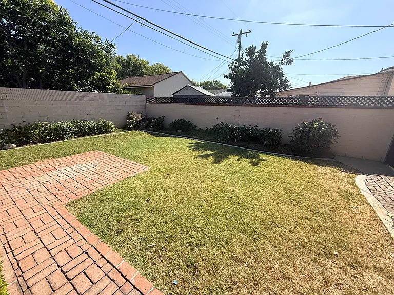 2837 Dollar St — Photo 23