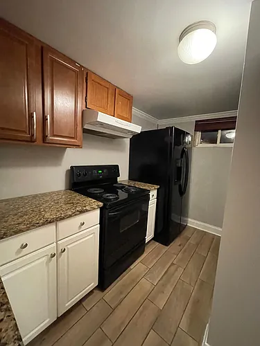 13710 Botts Ave #BASEMENT Photo 1