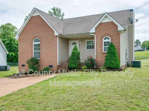 2015 Holloway Ct, Goodlettsville, TN 37072