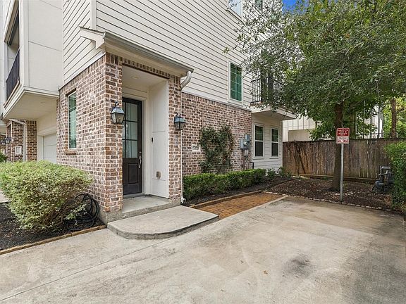 5th image of 1517 Weber St #D