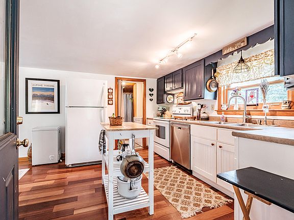 5th image of 1023 Songo Pond Road