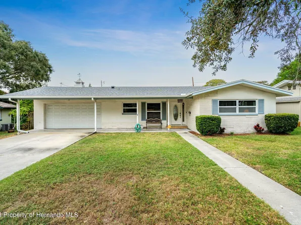1104 Live Oak Ct, Clearwater, FL 33756