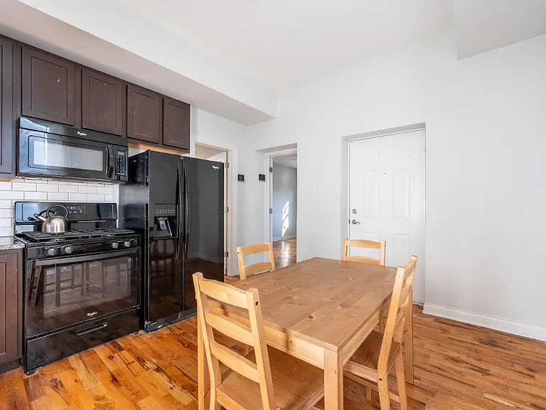 1443 N Campbell Ave #2R — Photo 9