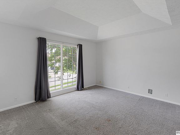 5th image of 6726 N 111th St