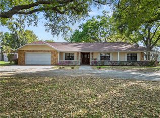 5113 Moll Acres Dr, Plant City, FL 33566