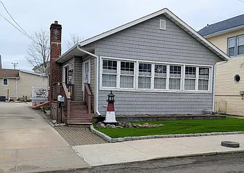 150 Beach 3rd Street