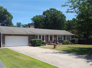 601 Jude Ln, Southington, CT 06489