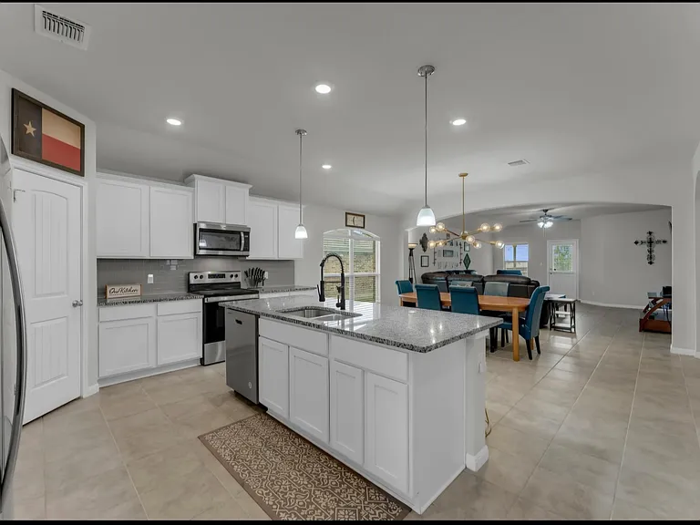 132 Cinnamon Loop — Photo 3
