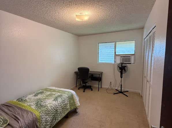 98-1371 Koaheahe Pl APT 77, Pearl City, HI 96782