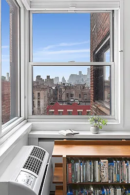 Sold by Compass | media 2