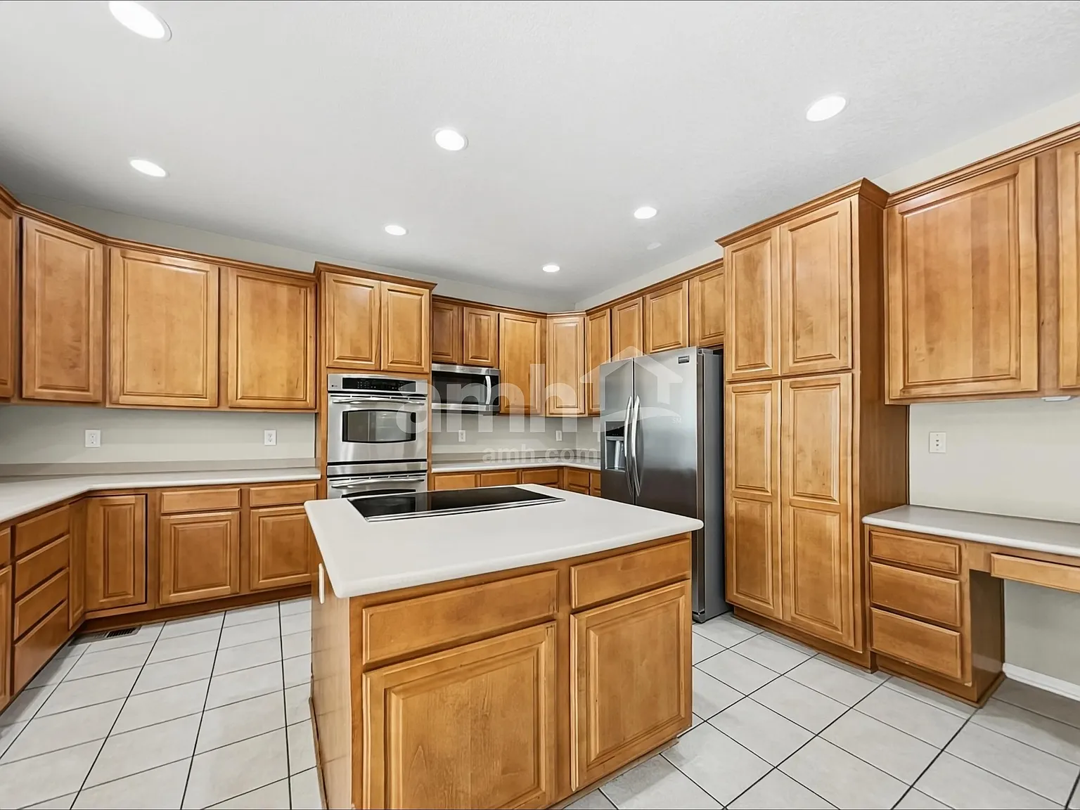 4 bed, 3.0 bath, 3003 sqft, $3,485 — Photo 3