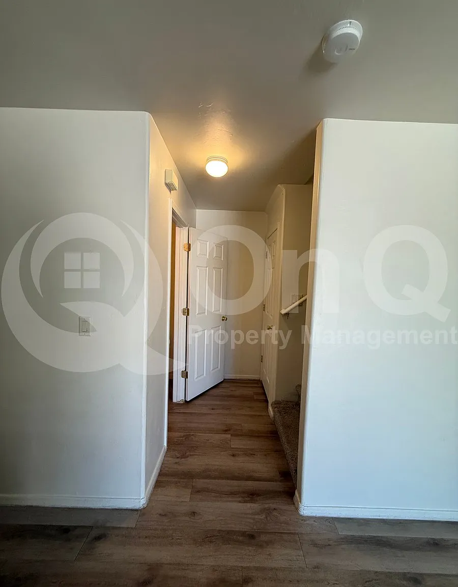 4 bed, 2.5 bath, 1529 sqft, $1,795 — Photo 4