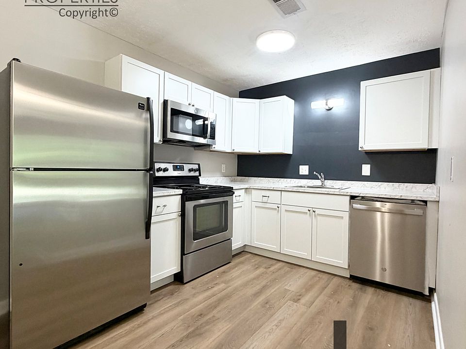 1st image of 1325 Gray Hawk Rd APT 6