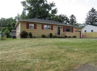 6 Marilou Dr, Rochester, NY 14624