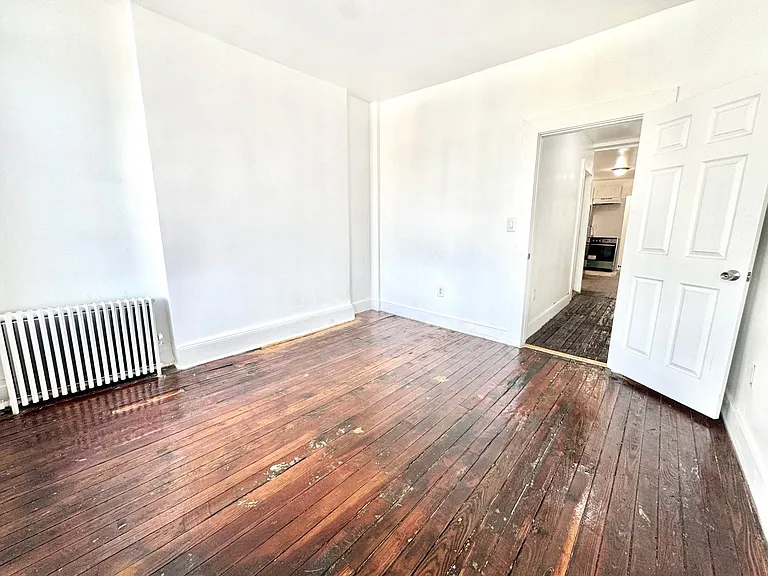 326 E 109th St #11 — Photo 7