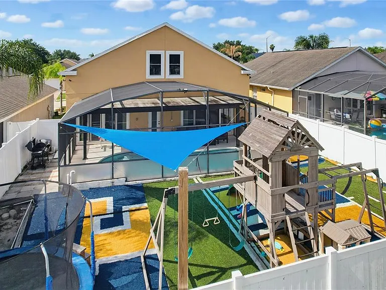431 Vizcay Way — Photo 2