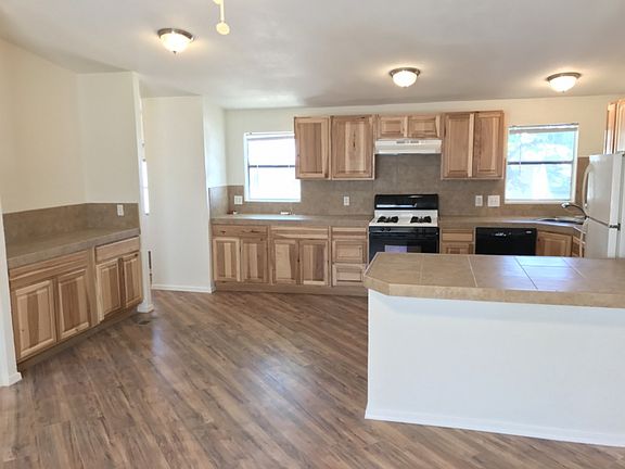 5th image of 3536 E Canary Ln