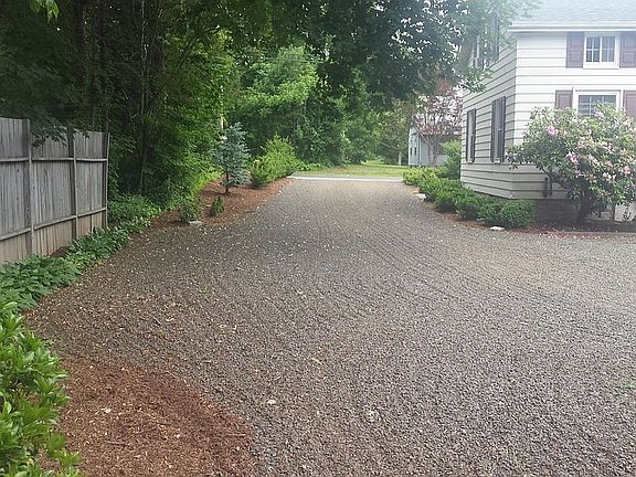 Driveway to street