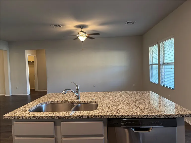 21700 Urraca Ln — Photo 7