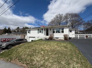 6 Riebe Ave, Webster, MA 01570
