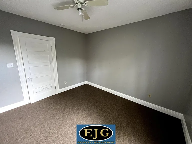 34-36 Cheney Pl #3F — Photo 11