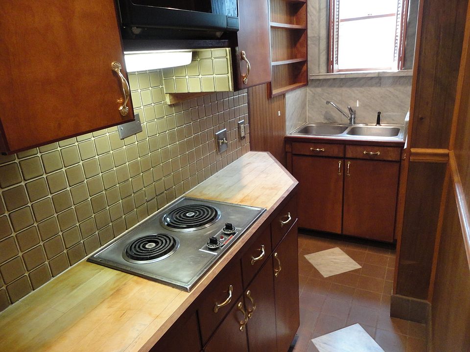 1st image of 604 Madison Ave #4