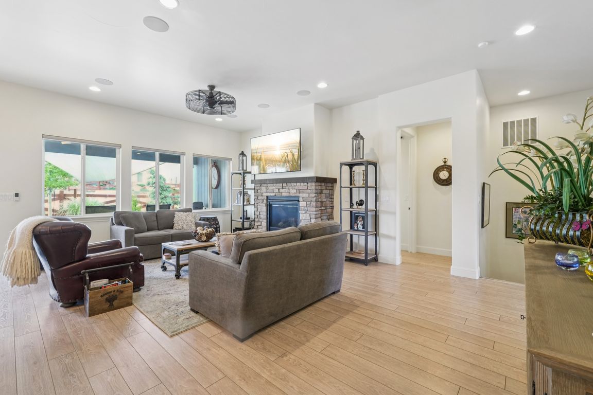W Big Horn Cir-S2307-012.jpg