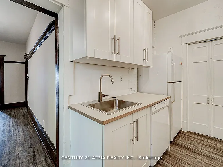 397 Parkside Dr — Photo 9