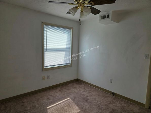 3395 Brodhead Rd, Monaca, PA