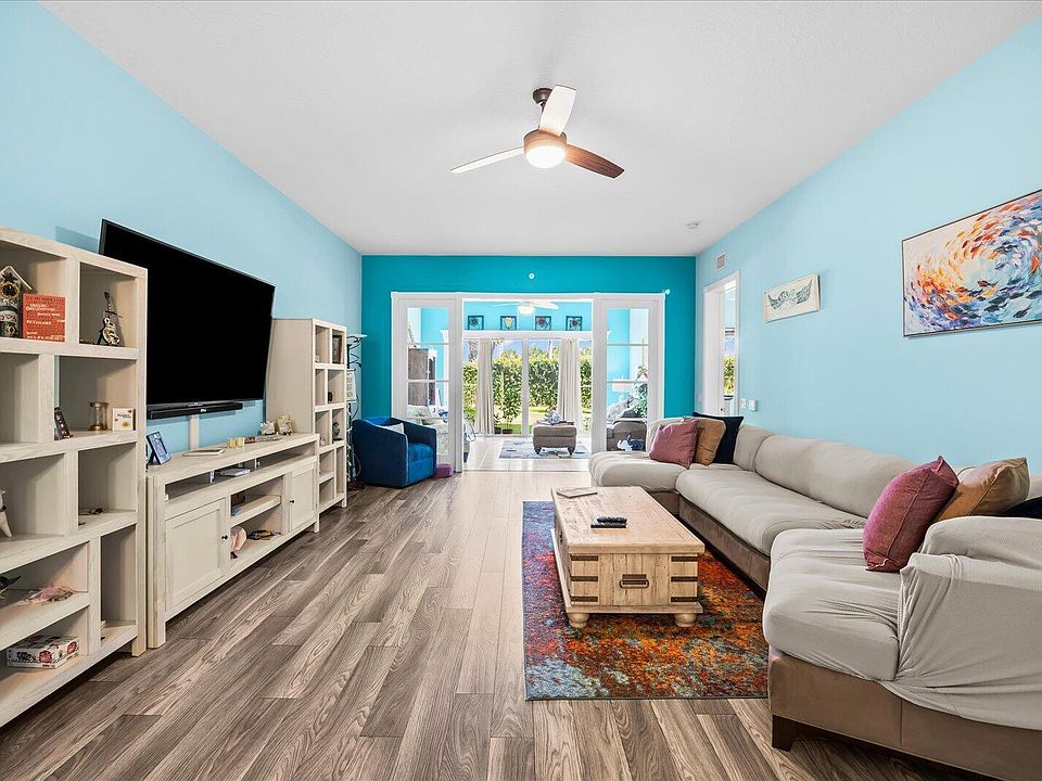 1st image of 36 HARBOUR ISLE Drive W #104