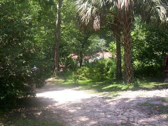 2nd image of 516 Carracas St