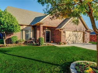 4003 Goshawk Dr, Norman, OK 73072