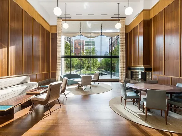 150 Charles Street image 10 of 15