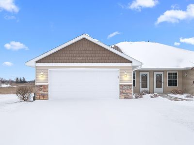 38249 Ewing Ct, North Branch, MN, 55056