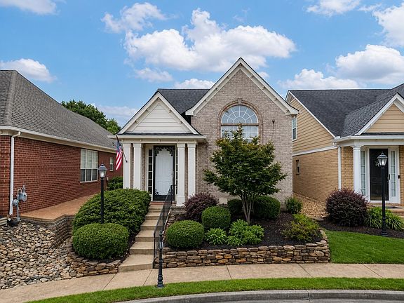 2nd image of 10443 Kensington Cir