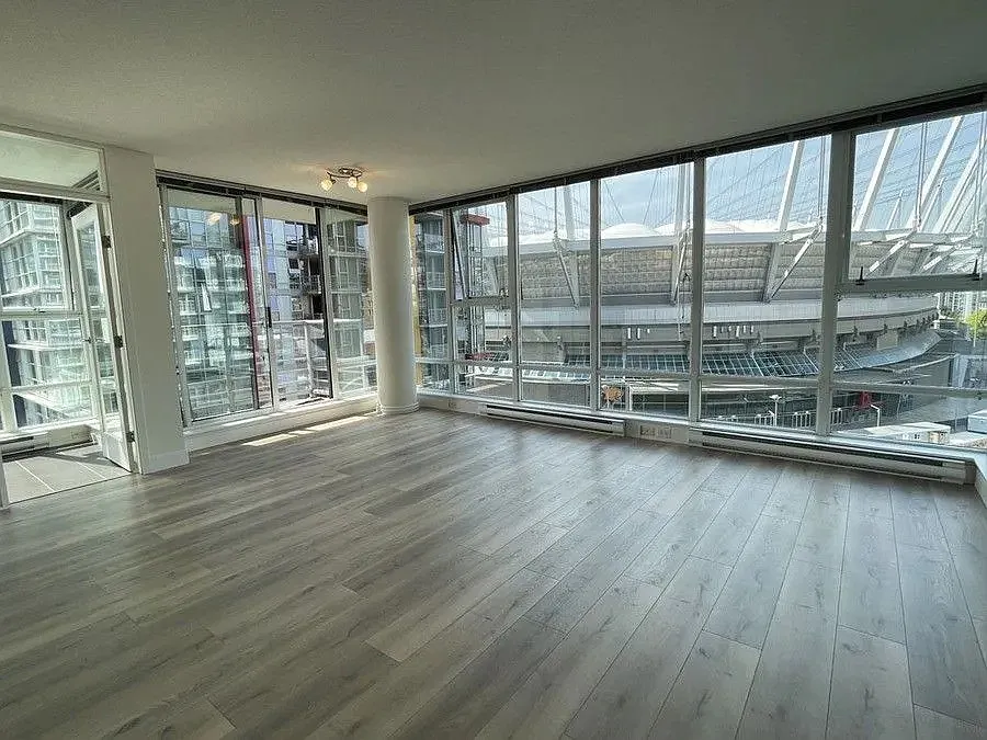 2 bed, 1070 sqft, $3,600 — Photo 2