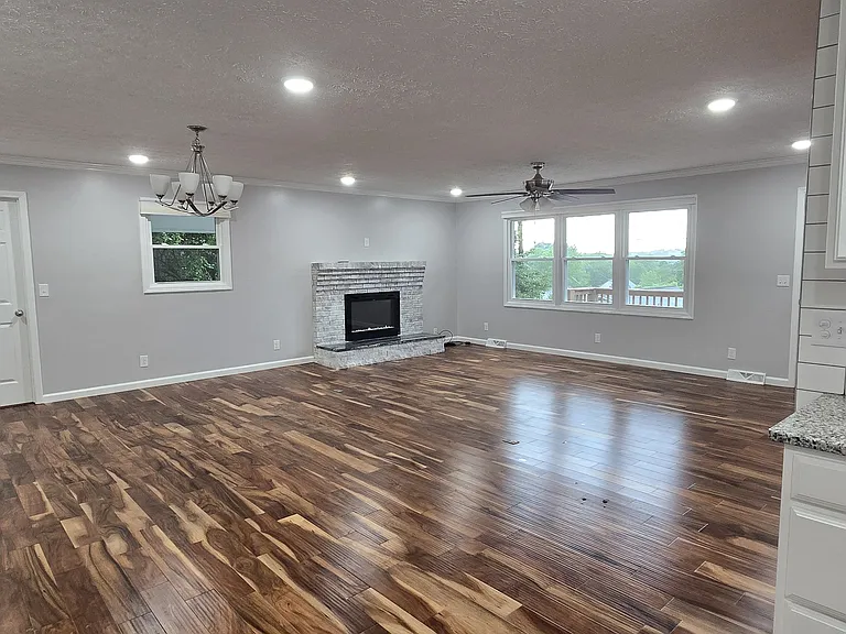 2 Lambeth Ct — Photo 25