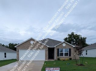 8504 E Queens St, Broken Arrow, OK 74014